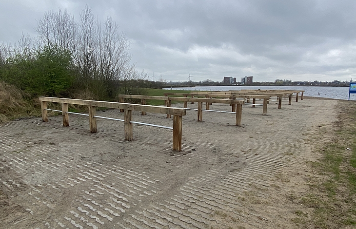 Foto van fietsenstalling bij Vadedoplas in Munnikkenpolder